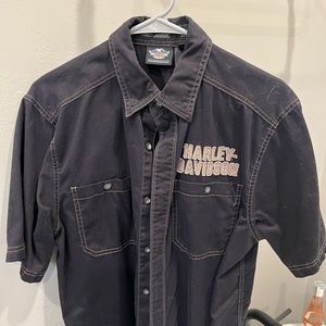 Men’s Harley Davison short sleeve button shirt